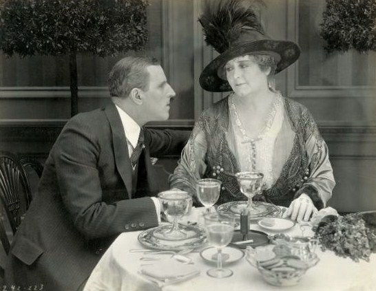 Screenshot of Old Wives for New